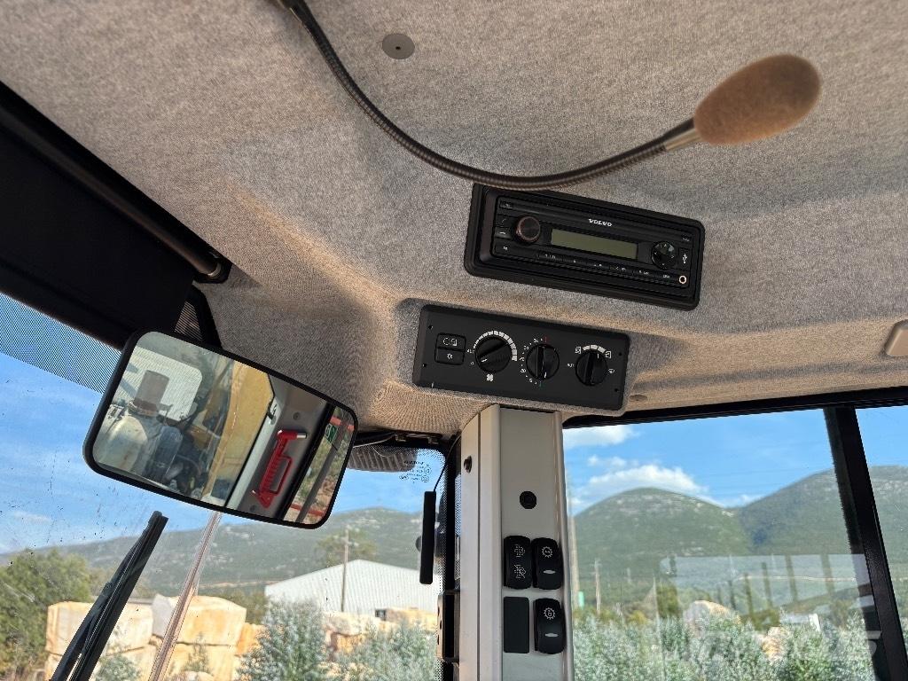 Volvo L 260 H Φορτωτές με λάστιχα (Τροχοφόροι)