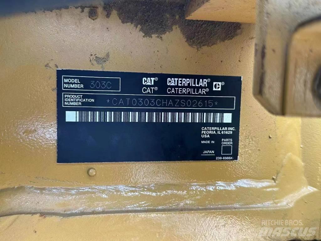 CAT 303 Εκσκαφείς με ερπύστριες