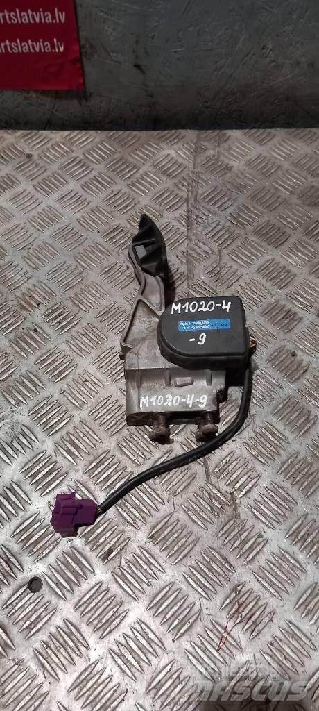 MAN TGA  81259706094 Καμπίνες και εσωτερικό