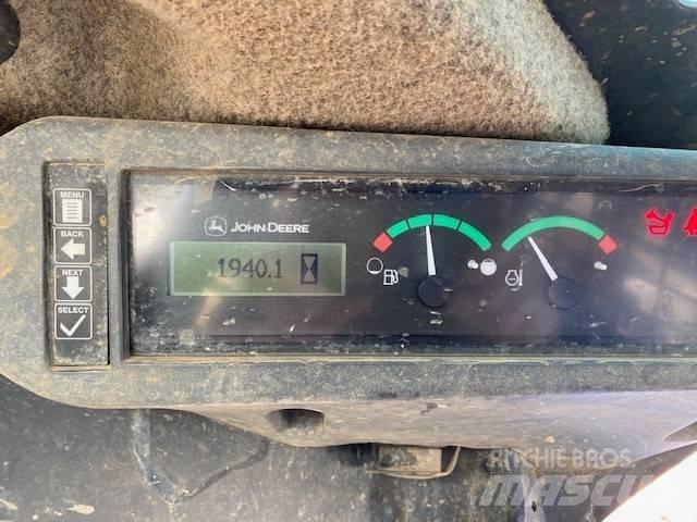John Deere 317G Φορτωτάκια
