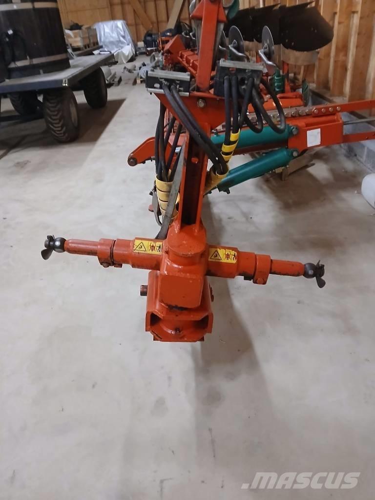 Kverneland PB100-8 Αναστρεφόμενα άροτρα