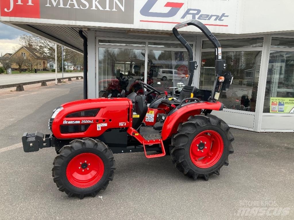 Branson 2500h Τρακτέρ