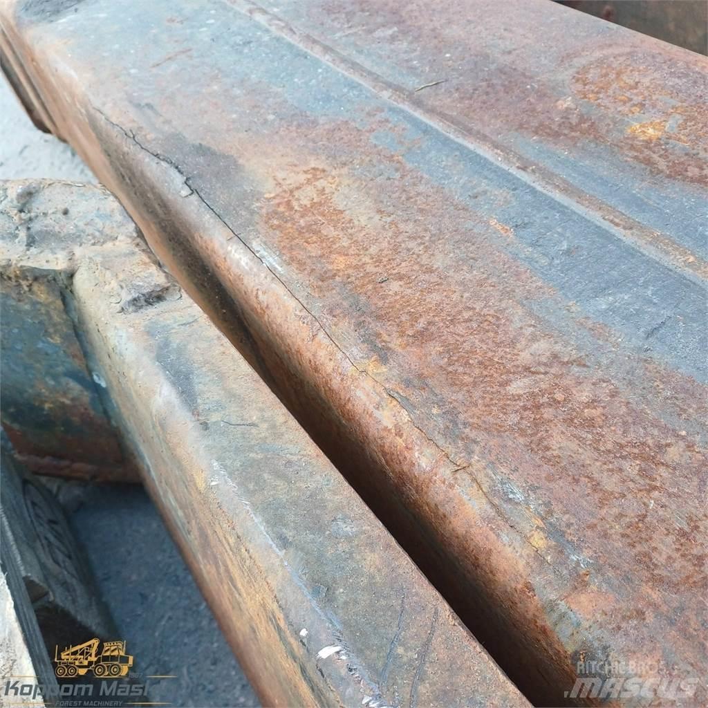 Loglift 111 Γερανοί προωθητικοί