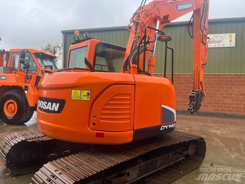  2015 DX140LCR-3 Εκσκαφείς με ερπύστριες