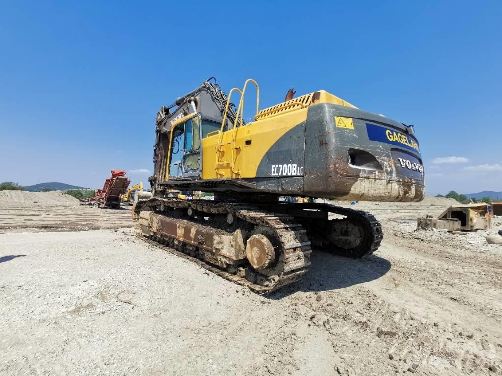 Volvo 700 B Εκσκαφείς με ερπύστριες
