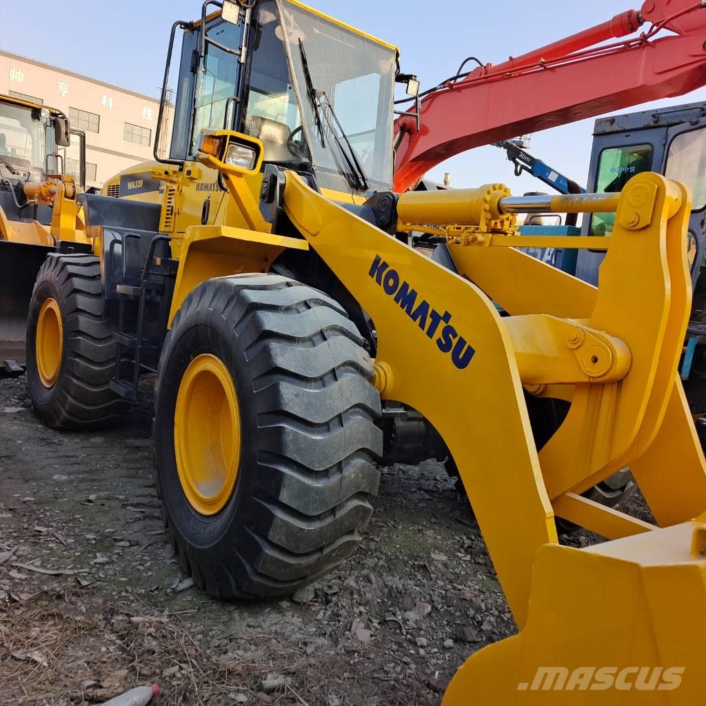 Komatsu WA 320-5 Εκσκαφείς με ερπύστριες