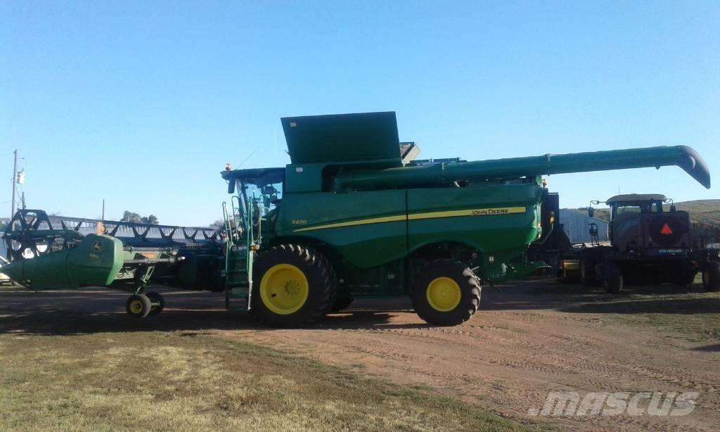 John Deere S 670 Θεριζοαλωνιστικές μηχανές