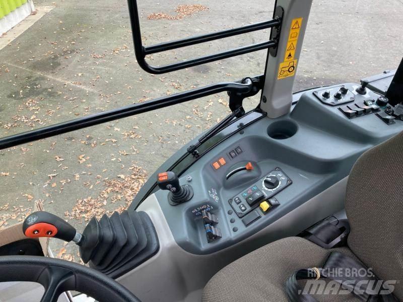 CLAAS NEXOS 260 L Τρακτέρ