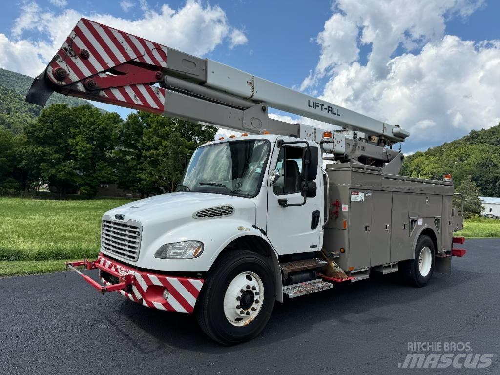 Freightliner M2 Εναέριες πλατφόρμες τοποθετημένες σε φορτηγό
