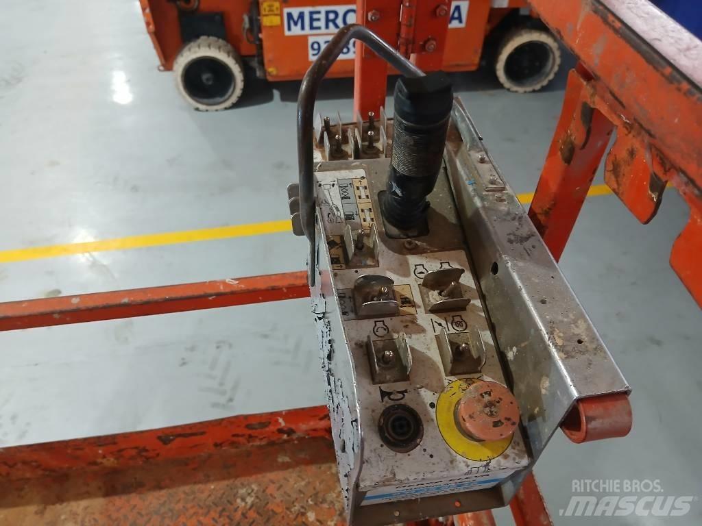 SkyJack SJ 6826 RT Ανυψωτήρες ψαλιδωτής άρθρωσης