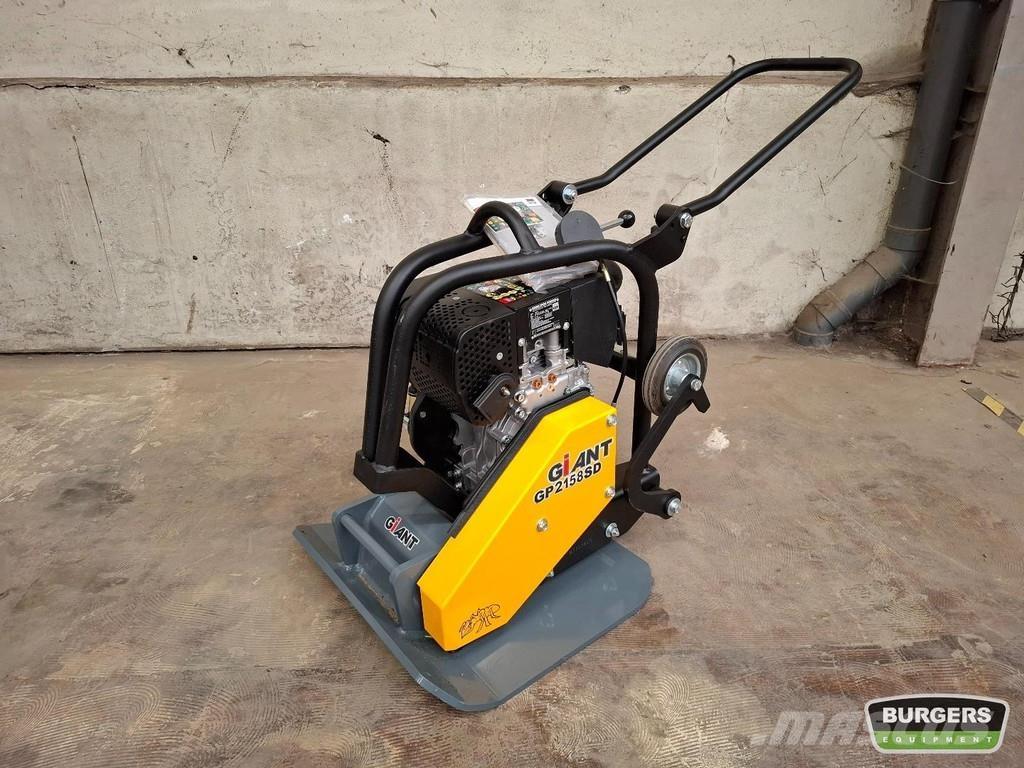 GiANT GP2158SD Επίπεδοι κόπανοι