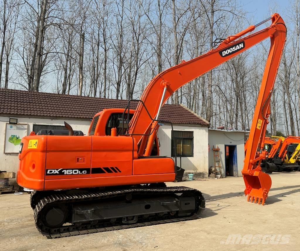 Doosan DX160LC Εκσκαφείς με ερπύστριες