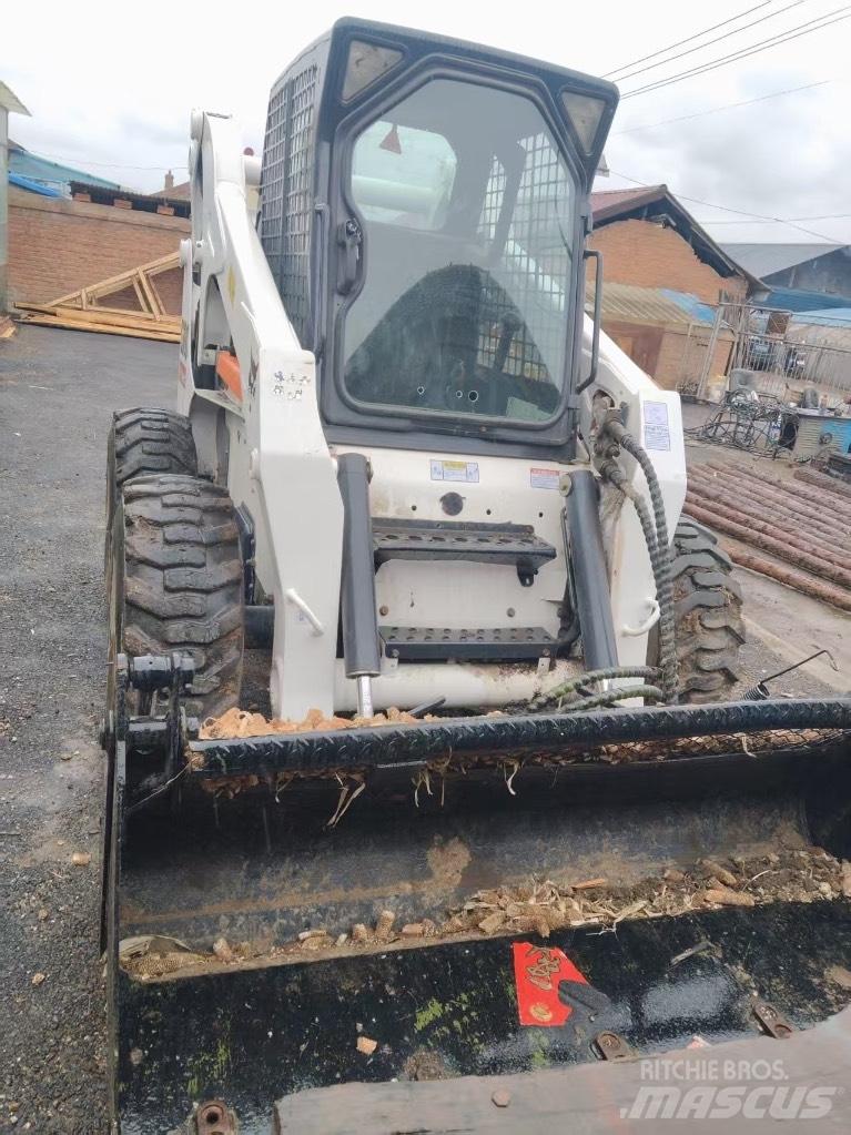 Bobcat S 300 Φορτωτάκια