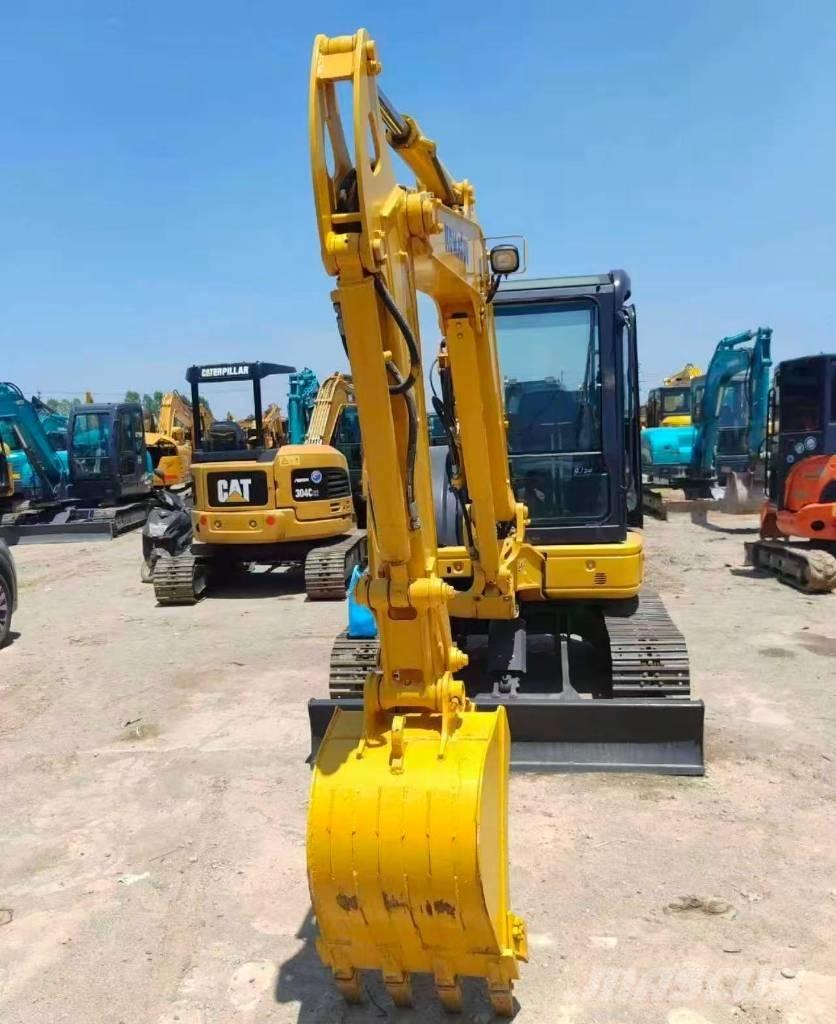 Komatsu PC 40 Εκσκαφάκι (διαβολάκι) < 7t