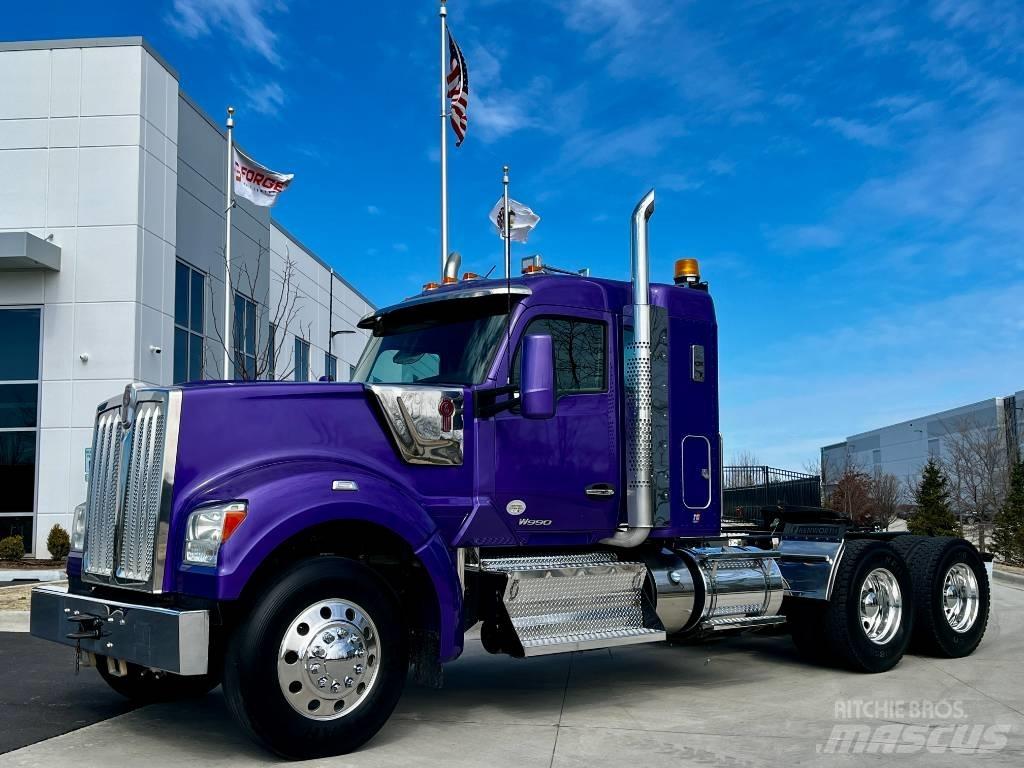 Kenworth W 990 Τράκτορες