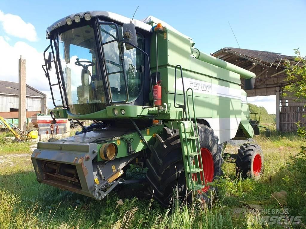 Fendt 5220 E Θεριζοαλωνιστικές μηχανές