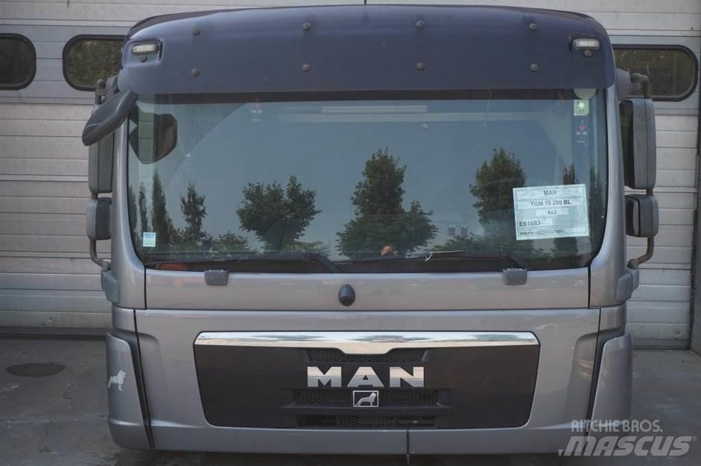 MAN F99L34 TGM Καμπίνες και εσωτερικό