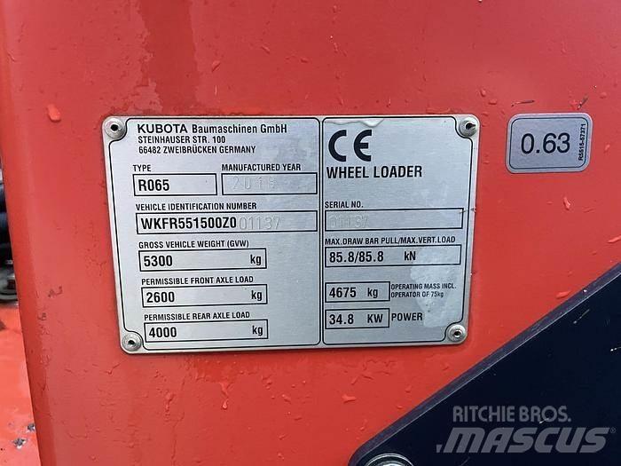 Kubota R065 Φορτωτές με λάστιχα (Τροχοφόροι)