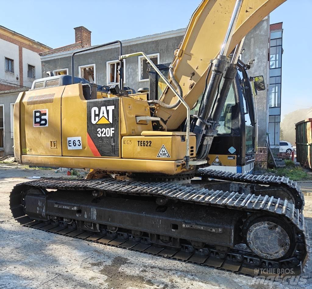 CAT 320F Εκσκαφείς με ερπύστριες