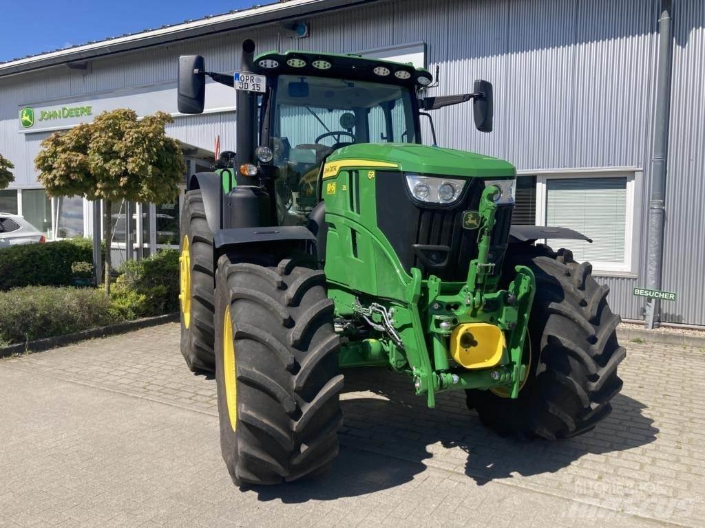 John Deere 6R215 Τρακτέρ