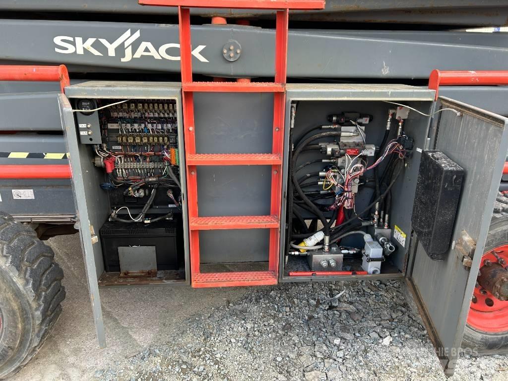 SkyJack SJ 8841 RT Ανυψωτήρες ψαλιδωτής άρθρωσης