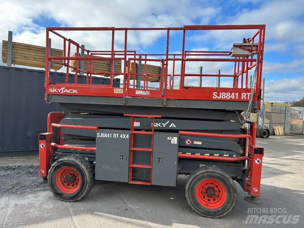 SkyJack SJ 8841 RT Ανυψωτήρες ψαλιδωτής άρθρωσης