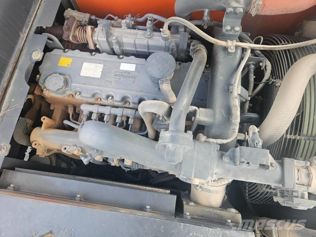 Doosan DX210WA Εκσκαφείς με τροχούς - λάστιχα