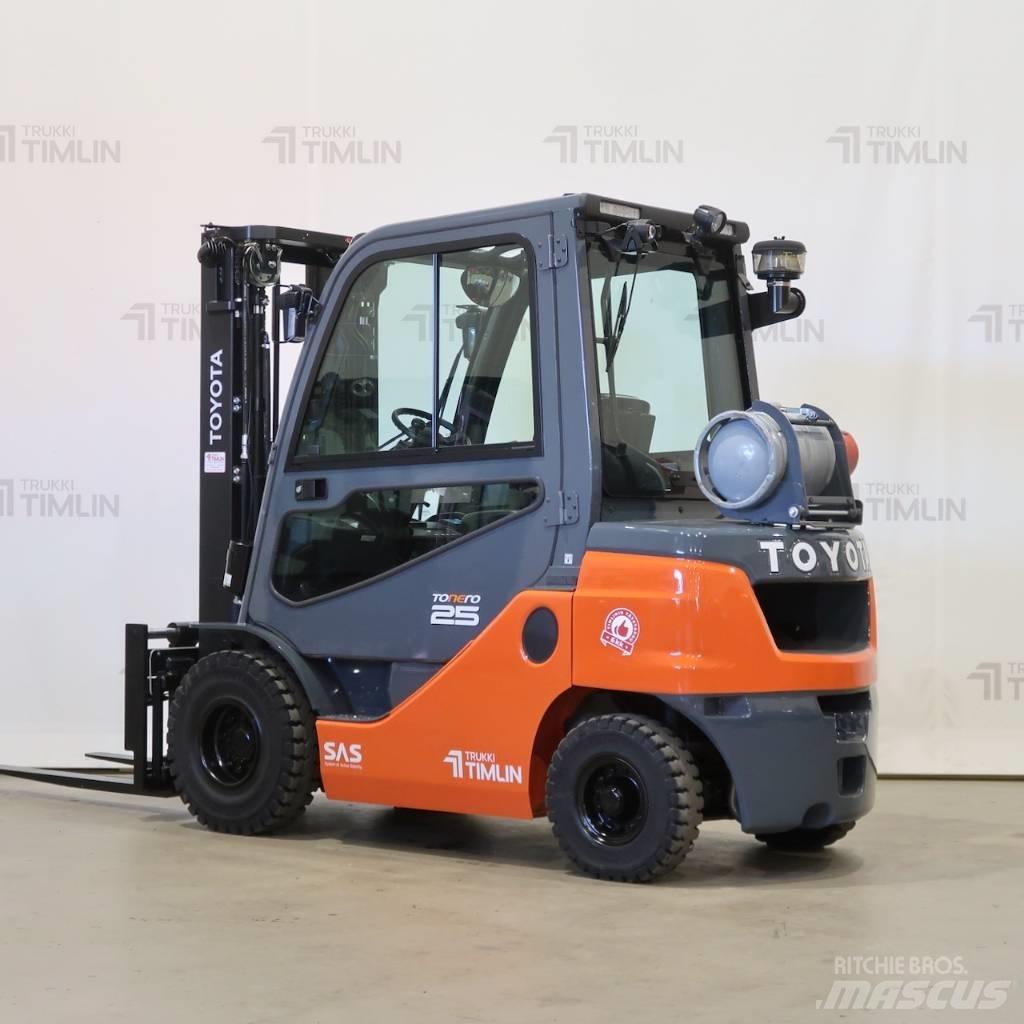 Toyota 02-8FGF25 Περονοφόρα ανυψωτικά κλαρκ με φυσικό αέριο LPG