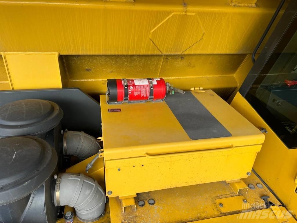 Komatsu 605-7 Άκαμπτα Dumper με ανατρεπόμενο κάδο