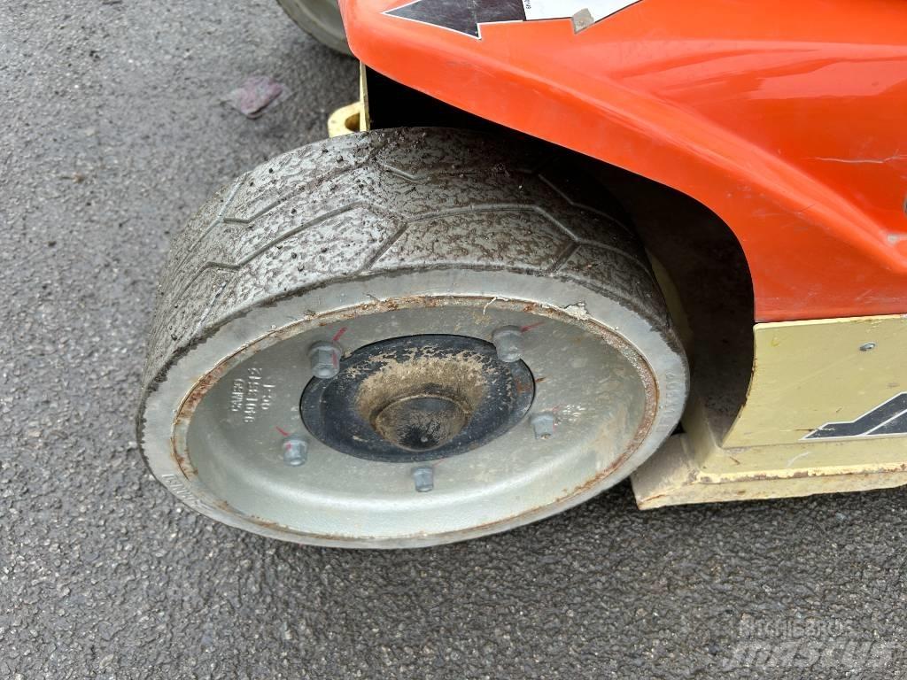 JLG Toucan 10 E Ανυψωτήρες με αρθρωτό βραχίονα