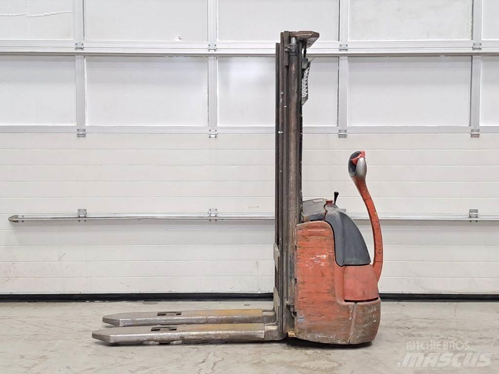 Linde L10 Παλετοφόρα πεζού χειριστή με ιστό