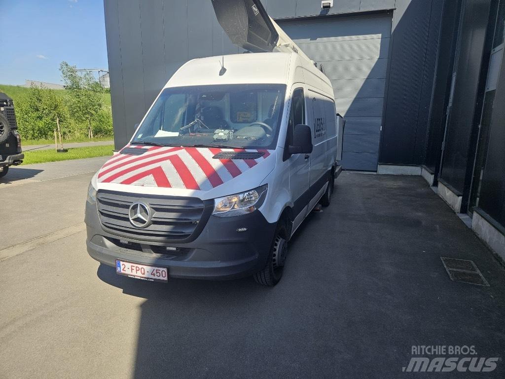 VERSALIFT VT 145 F Εναέριες πλατφόρμες τοποθετημένες σε φορτηγό