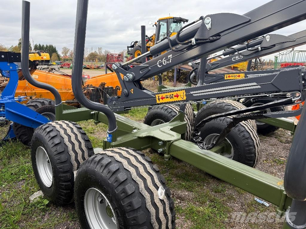 Farma T9 DS 6,7 kran Ρυμούλκες δασοπονίας