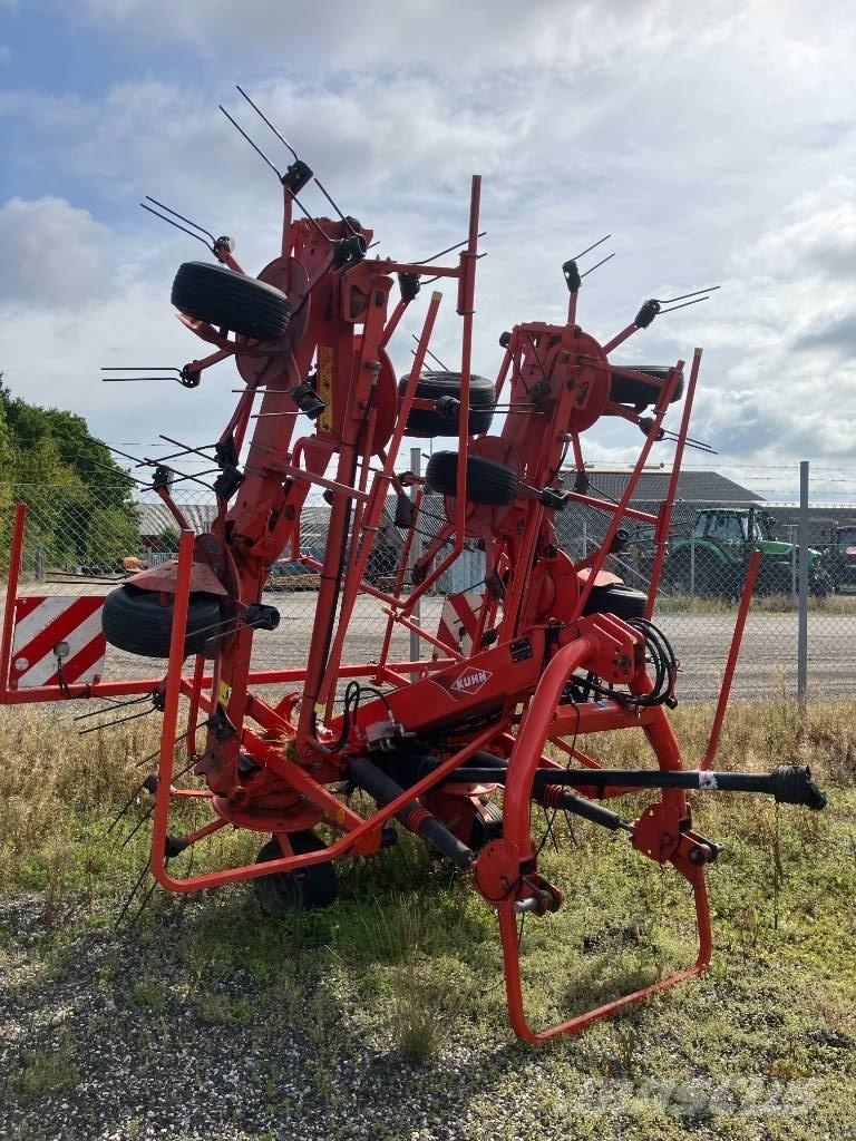 Kuhn GF 8702 Τσουγκράνες και χορτοξηραντικές μηχανές