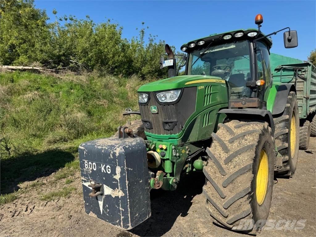 John Deere 6215 R Τρακτέρ