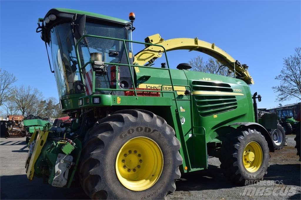 John Deere 7250 i Μηχανές χορτονομής