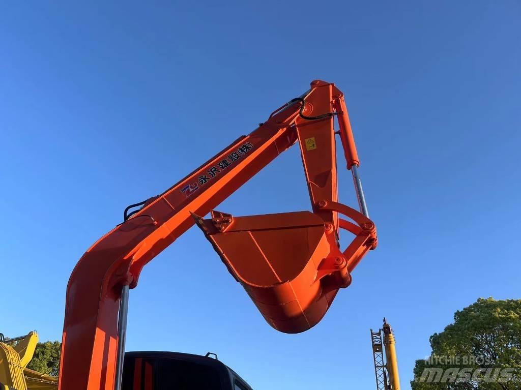 Hitachi ZX70 Εκσκαφείς με ερπύστριες
