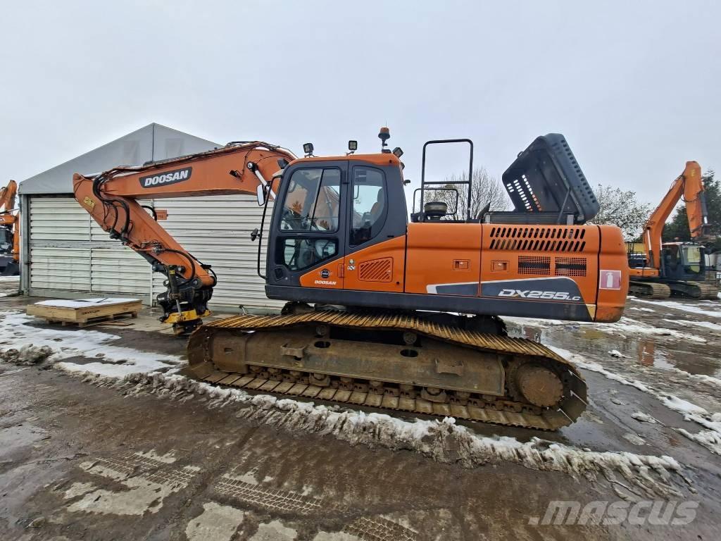 Doosan DX 255 LC-5 Εκσκαφείς με ερπύστριες