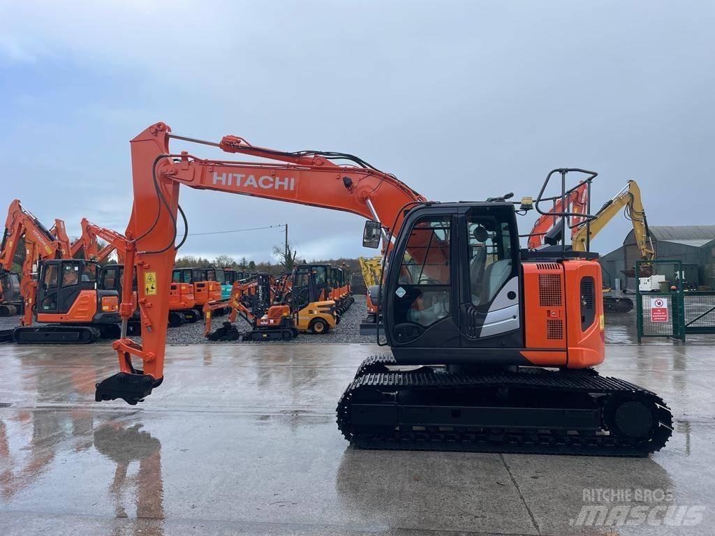 Hitachi ZX 135 US-6 Εκσκαφείς με ερπύστριες