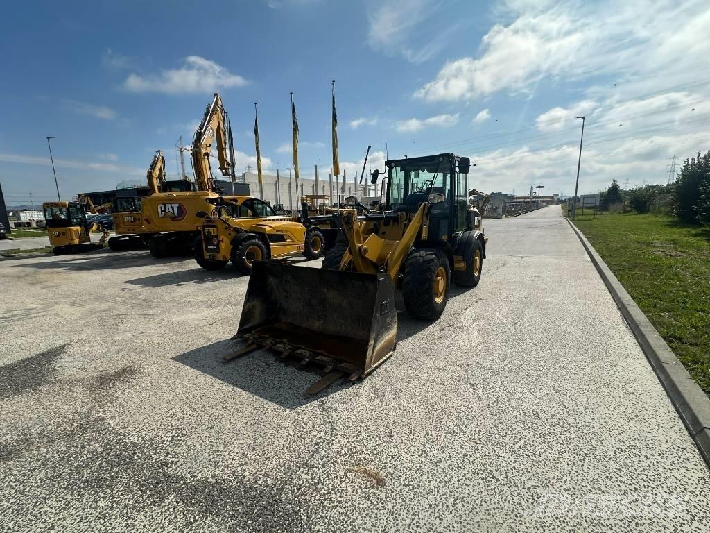 CAT 906 M Φορτωτές με λάστιχα (Τροχοφόροι)