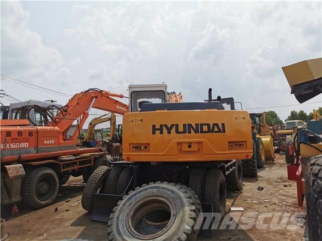 Hyundai R130WD Εκσκαφείς με ερπύστριες
