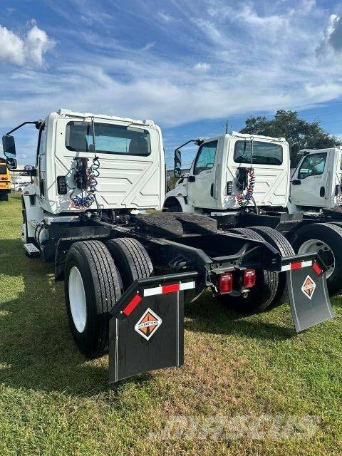 International MV607 Τράκτορες