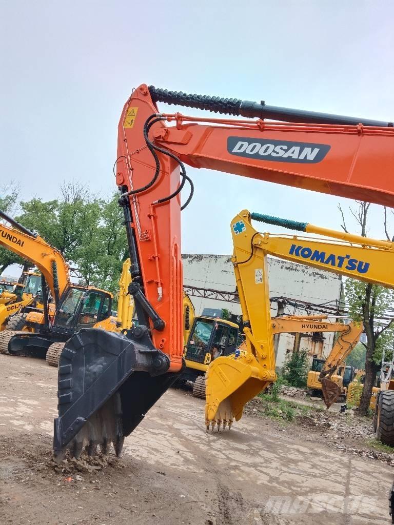 Doosan DX 300 LC Εκσκαφείς με ερπύστριες