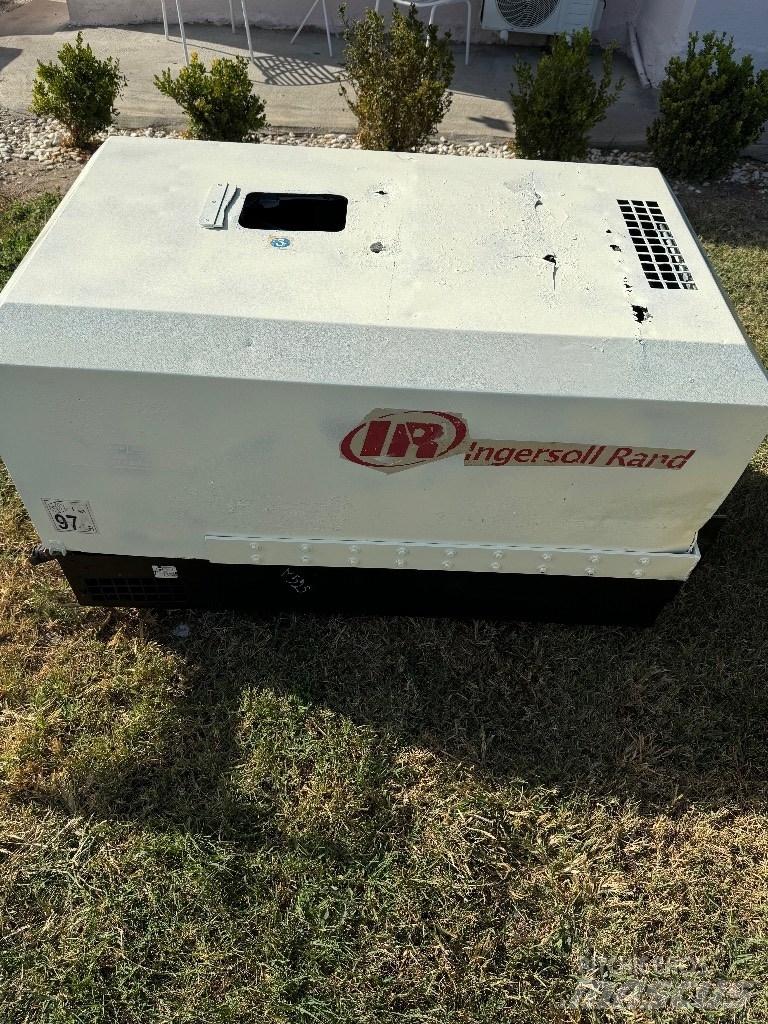 Ingersoll Rand R-105 Συμπιεστές