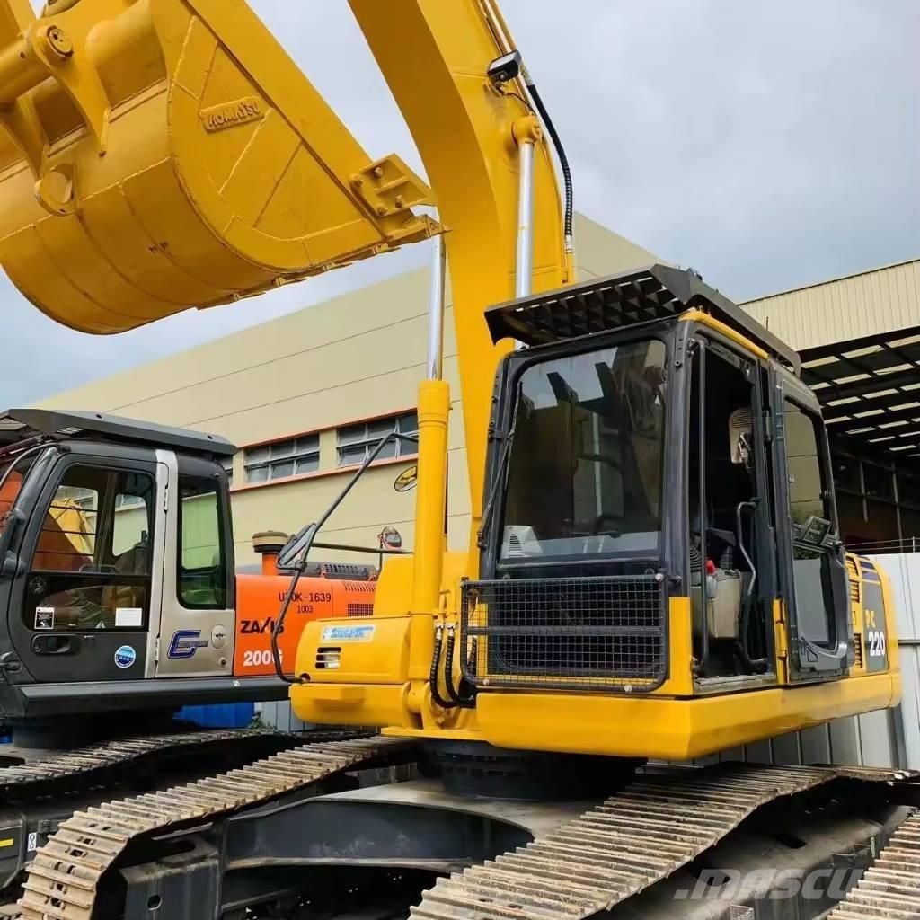 Komatsu PC 200 Εκσκαφείς με ερπύστριες