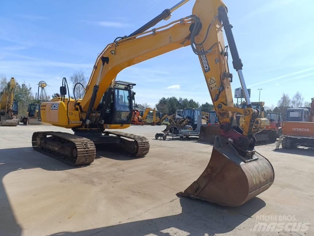 JCB JS 220 Εκσκαφείς με ερπύστριες