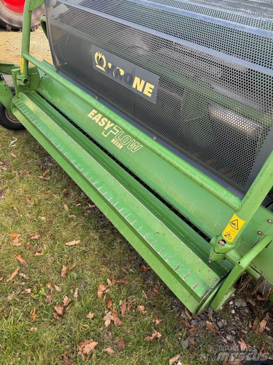 Krone BIG x 700 Μηχανές χορτονομής