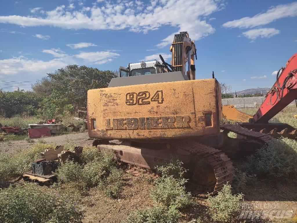 Liebherr R 924 Μετάδοση κίνησης