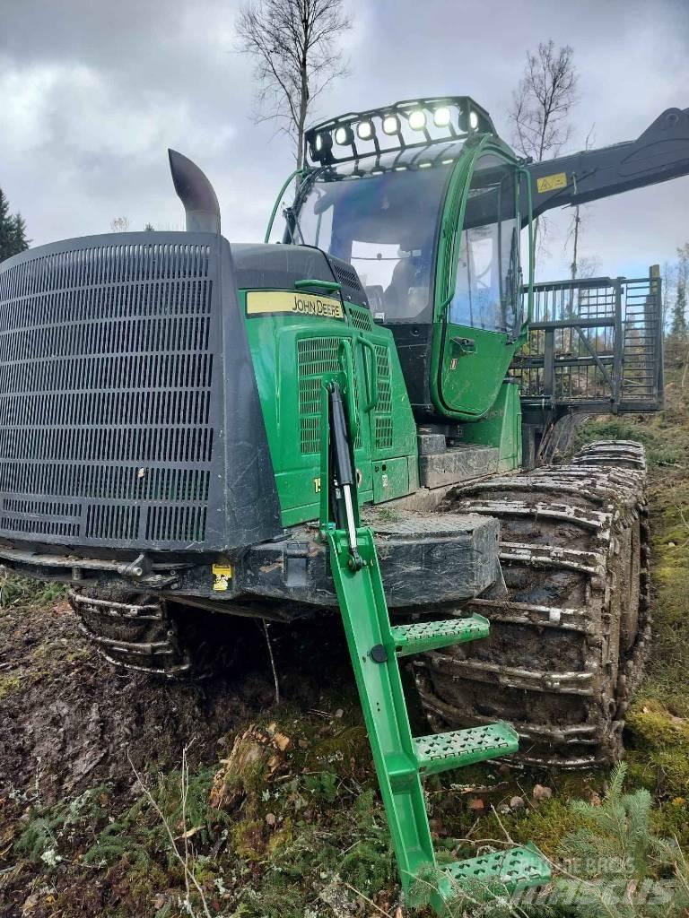 John Deere 1510 E Μεταφορείς ξυλείας