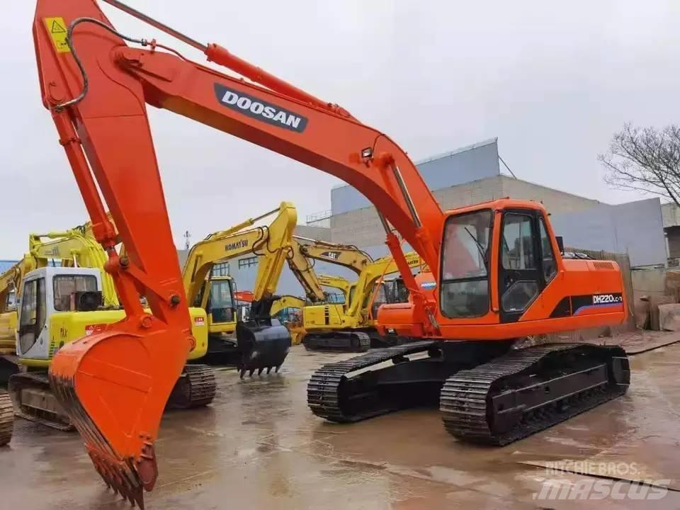Doosan DH 220 Εκσκαφείς με ερπύστριες